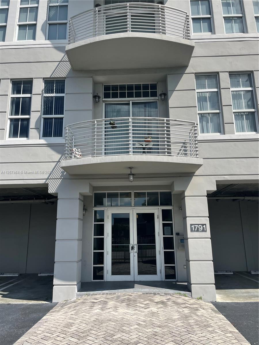 SKYLOFTS CONDO - Residential Lease