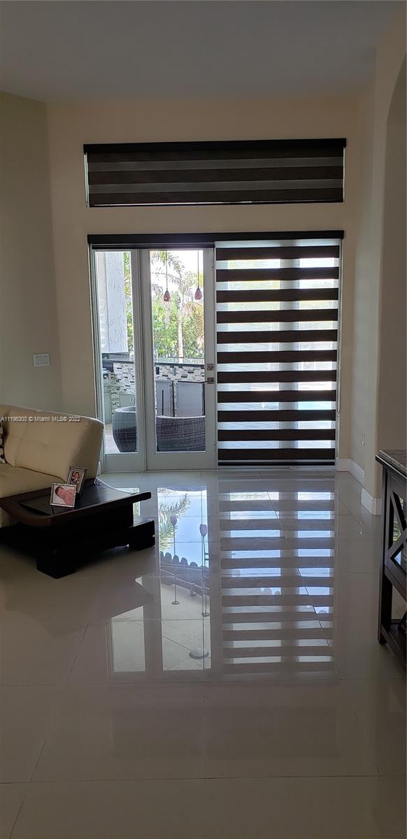 SUNSET LAKES PLAT TWO - Residential