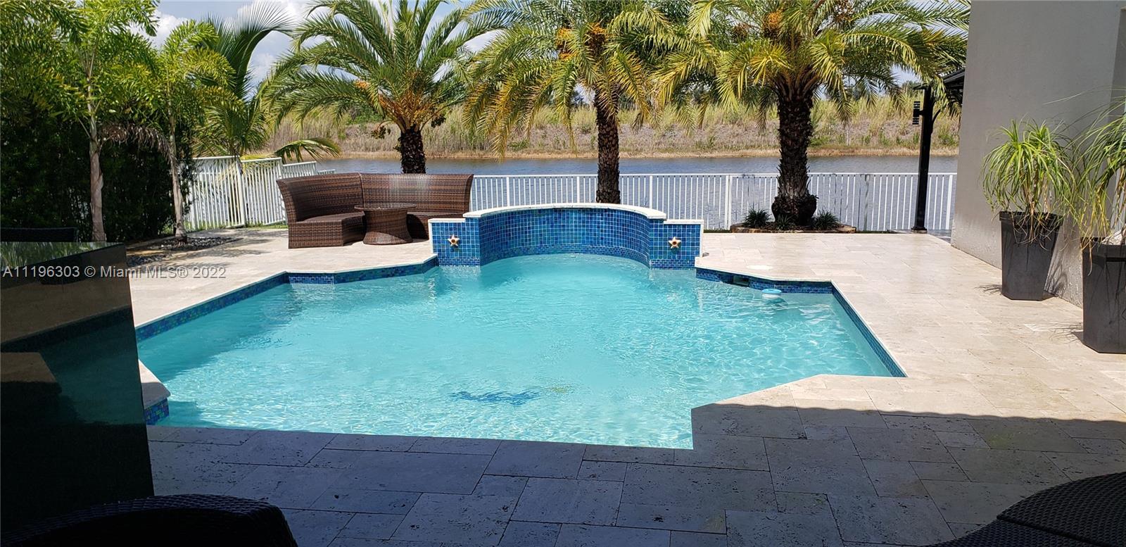 SUNSET LAKES PLAT TWO - Residential