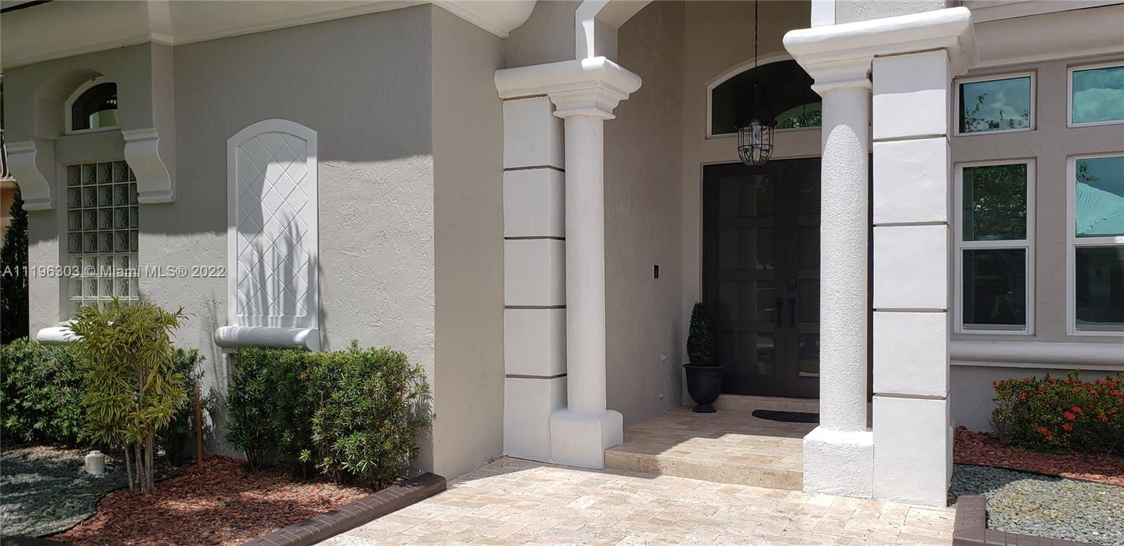 SUNSET LAKES PLAT TWO - Residential