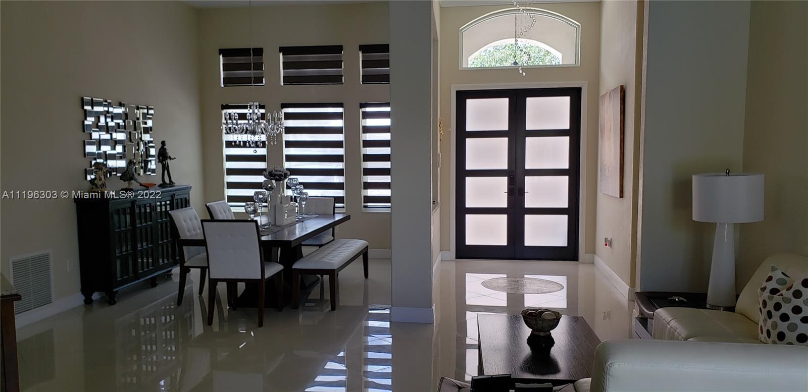 SUNSET LAKES PLAT TWO - Residential