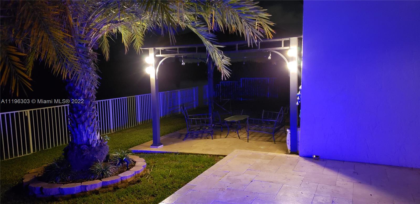 SUNSET LAKES PLAT TWO - Residential