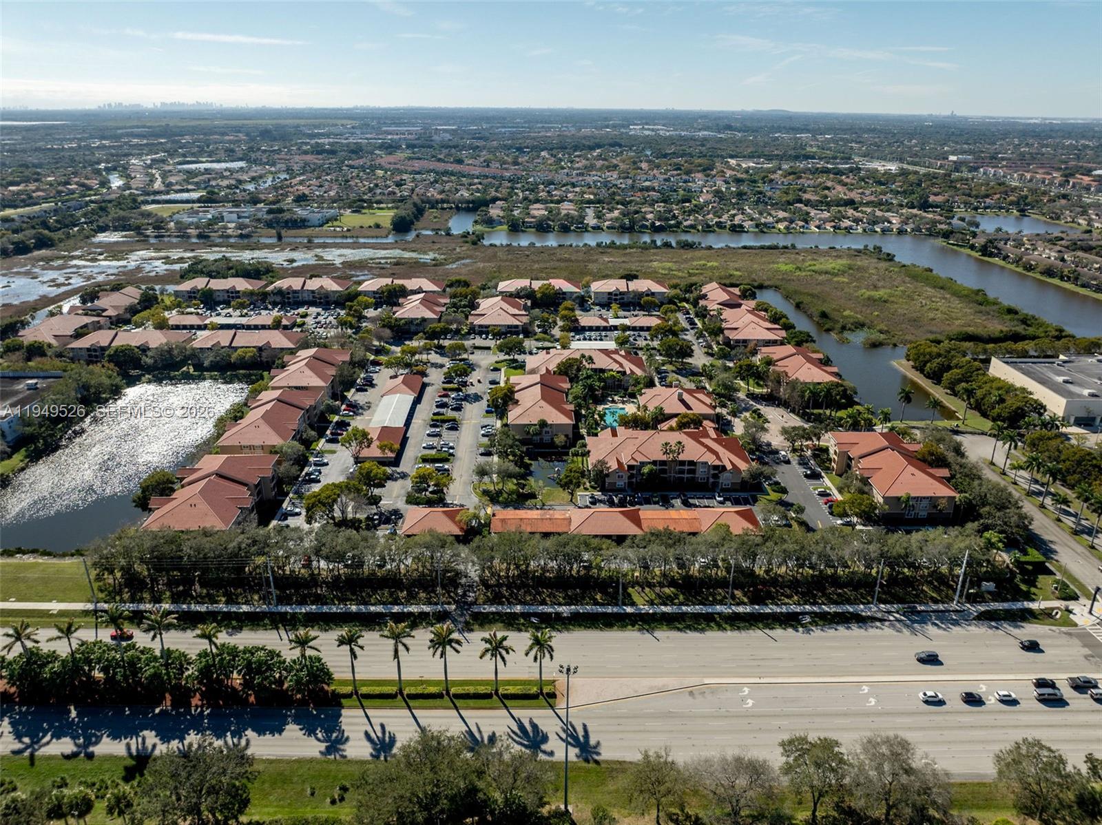 MARQUESA CONDO - Residential