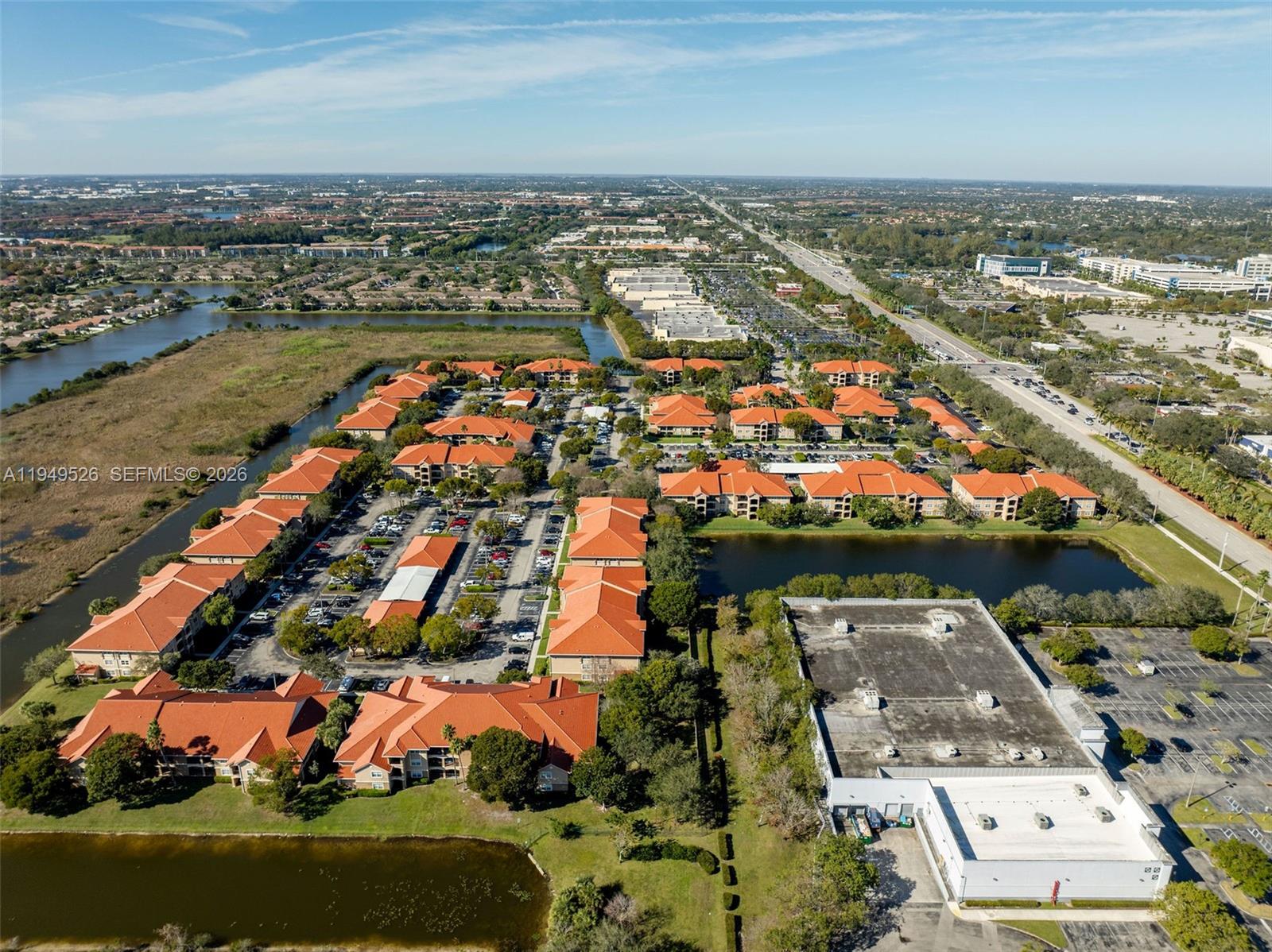 MARQUESA CONDO - Residential