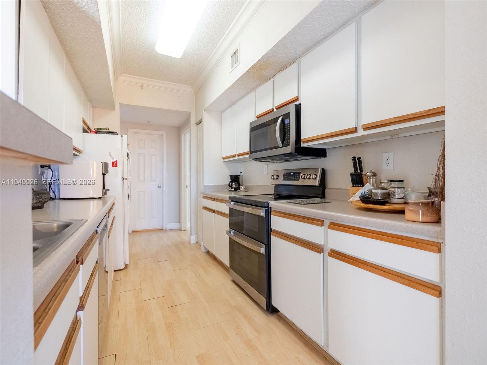 MARQUESA CONDO - Residential