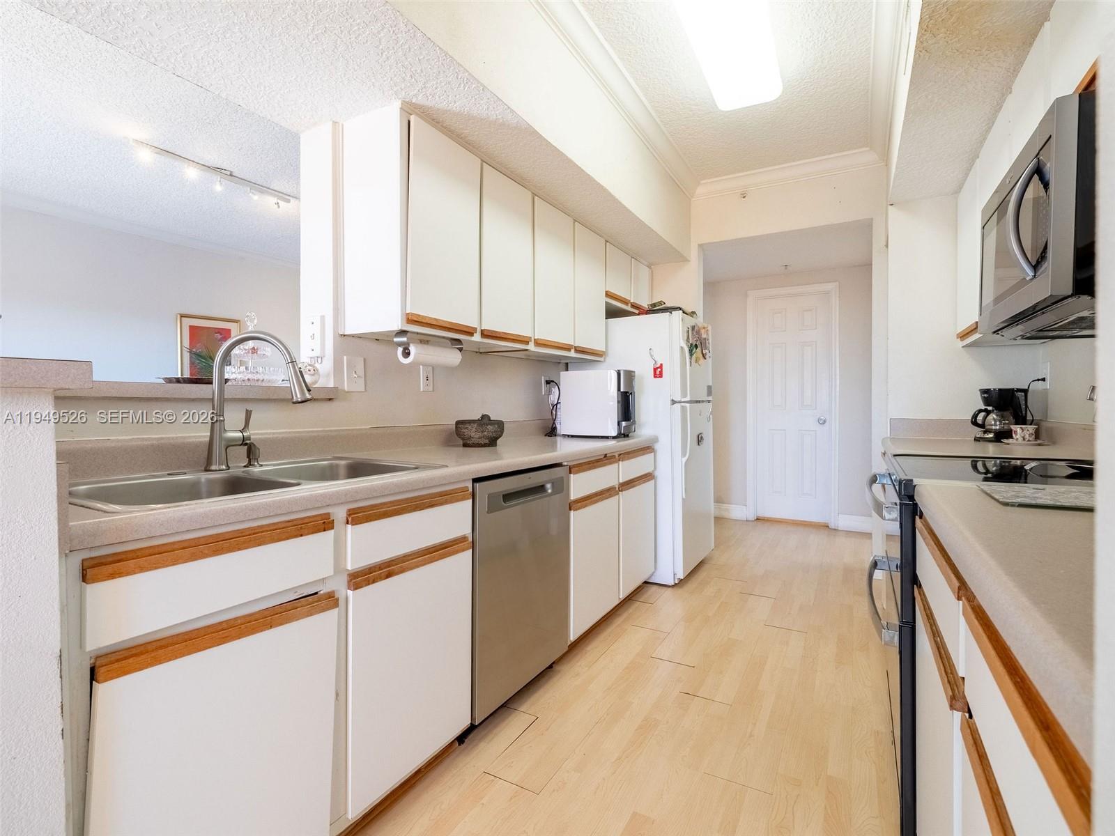 MARQUESA CONDO - Residential