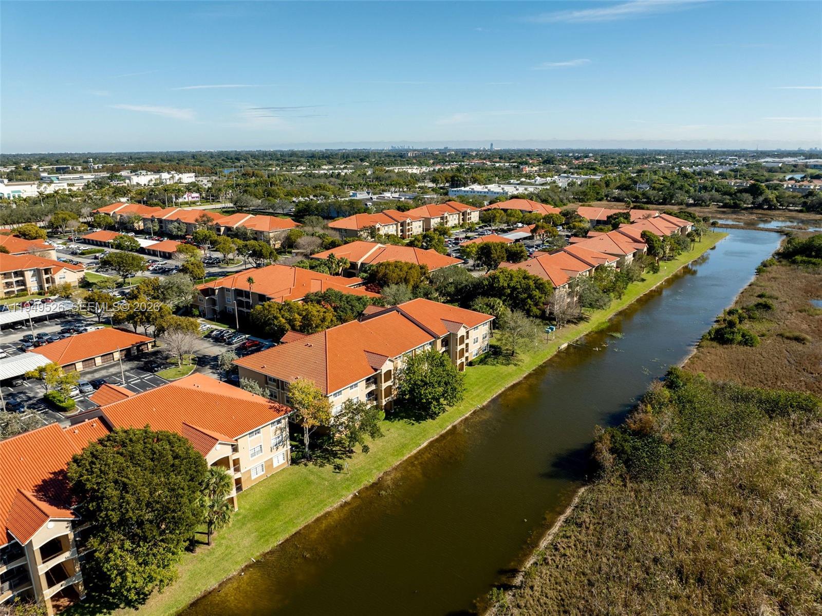 MARQUESA CONDO - Residential