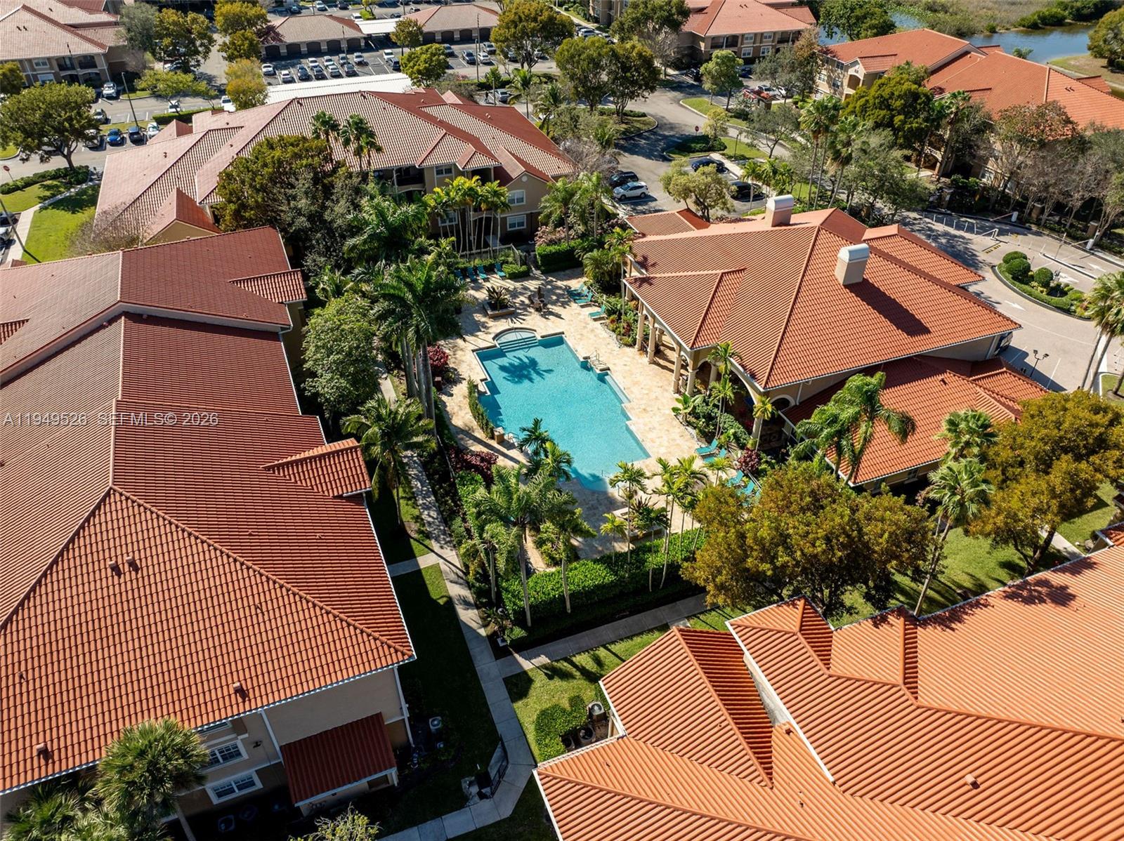 MARQUESA CONDO - Residential