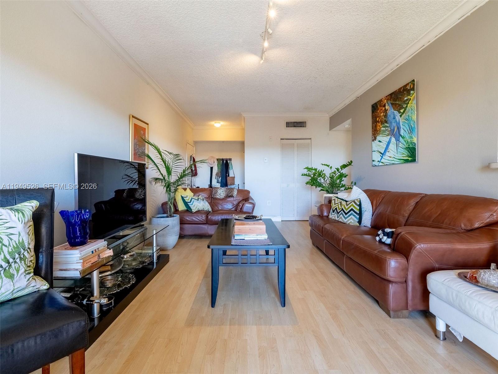 MARQUESA CONDO - Residential