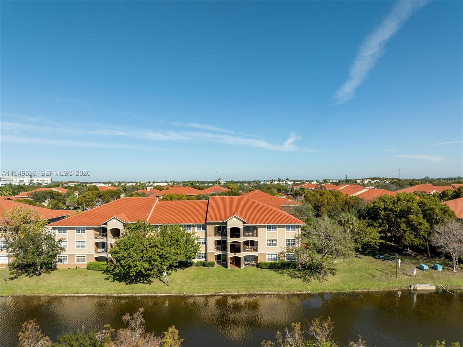 MARQUESA CONDO - Residential