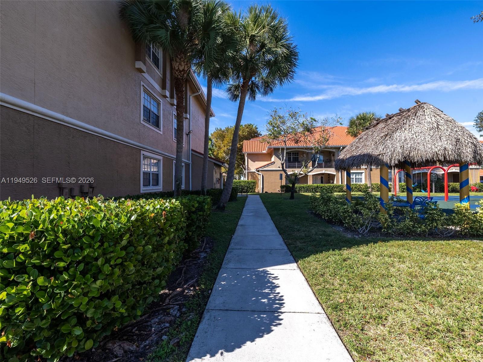 MARQUESA CONDO - Residential