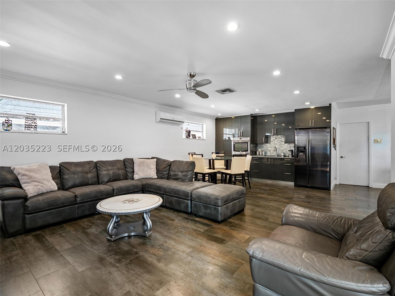 EMERALD HILLS - Residential