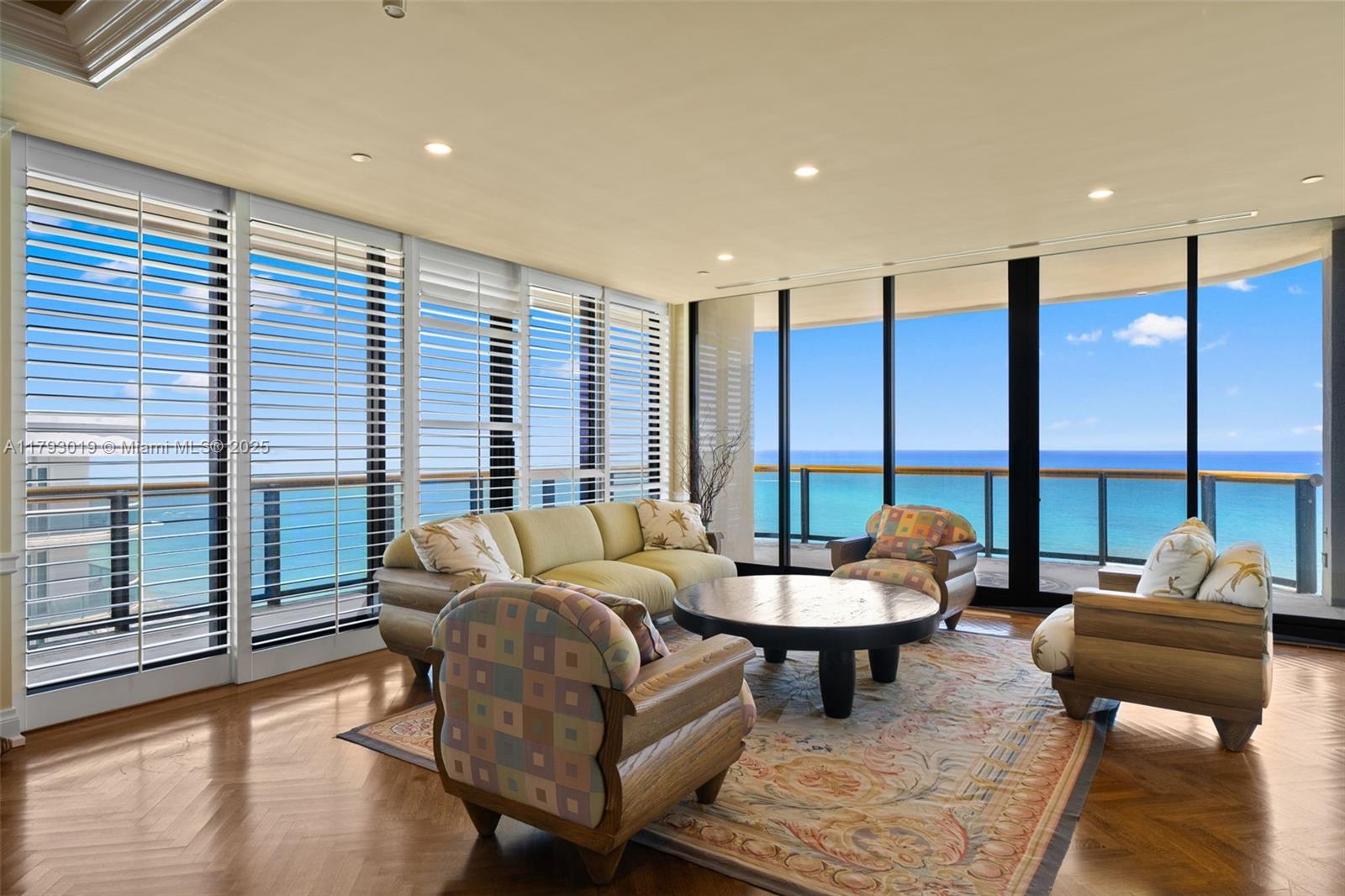 BAL HARBOUR TOWER CONDO - Residential