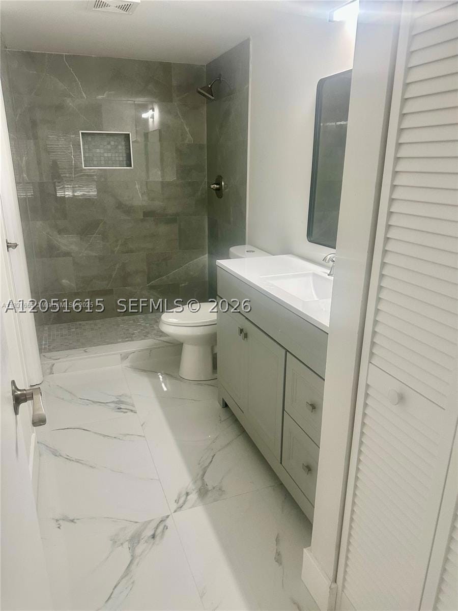 MANORS OF INVERRARY I-10 - Residential