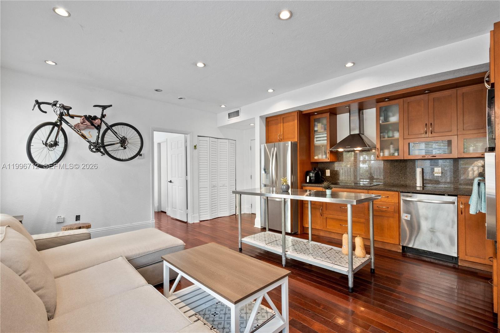 PENN PLAZA CONDO - Residential