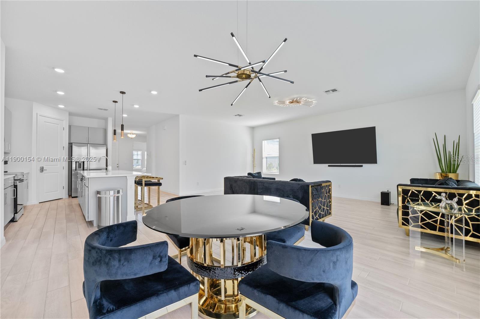 GLEN AT WEST HAVEN - Residential