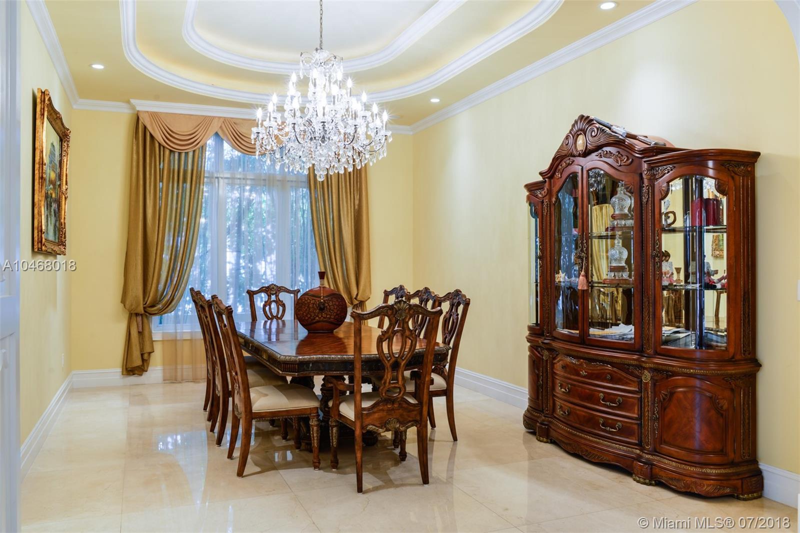 GOLDEN BEACH SEC E - Residential
