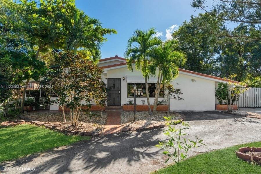 Beautiful 3 bedroom 2.5 bath large corner lot home nestled  on a quiet tree lined street in Biscayne Park. Marble floors throughout, jacuzzi bathtub, Built in fish tank, spacious master bedroom, the oversized lot leaves room for a pool or for additions. Dog runner, lots of parking, 2 large patios to enclose multiple cars or host a party, covered side patio for outdoor dining and entertaining, Aluminum privacy fence, New AC 2020, New septic drain fields 2019
Community recreation center and police station, Close to all major shopping. Easy to show!!!