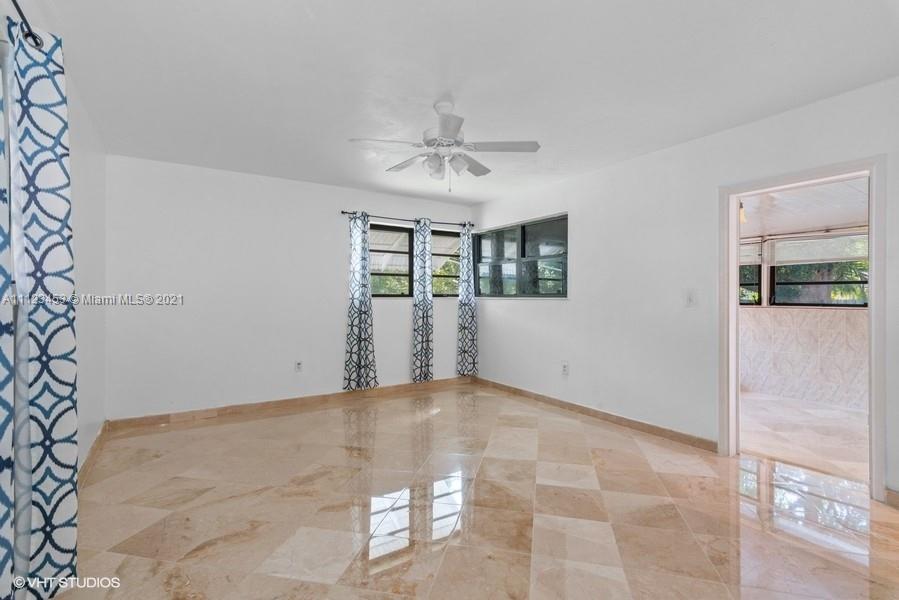 BISCAYNE LAWN EXTENSION - Residential