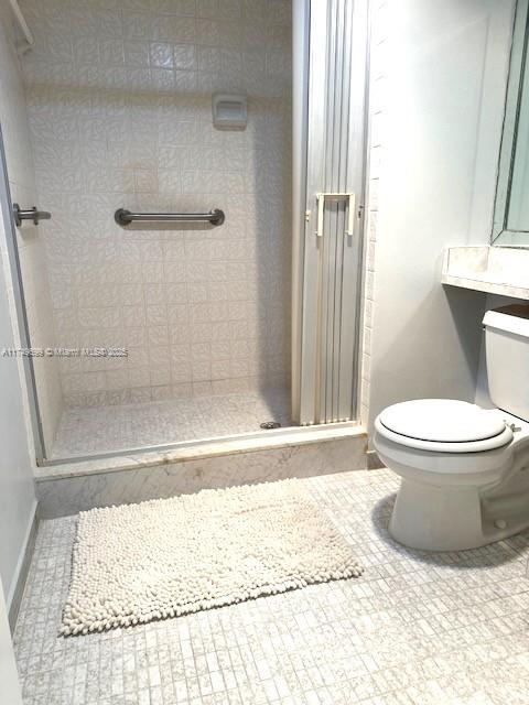 HOLLYBROOK GOLF AND - Residential Lease