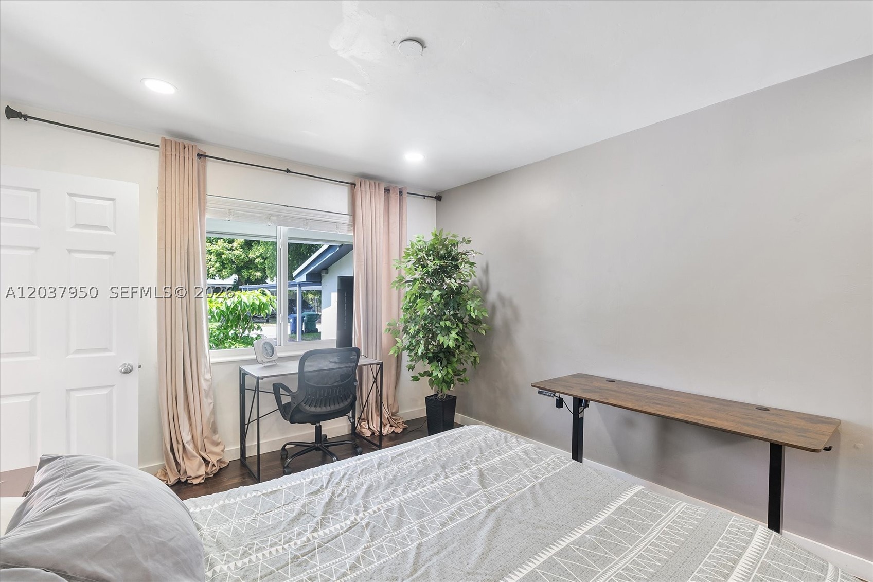 HALOCK-SEC 1 - Residential