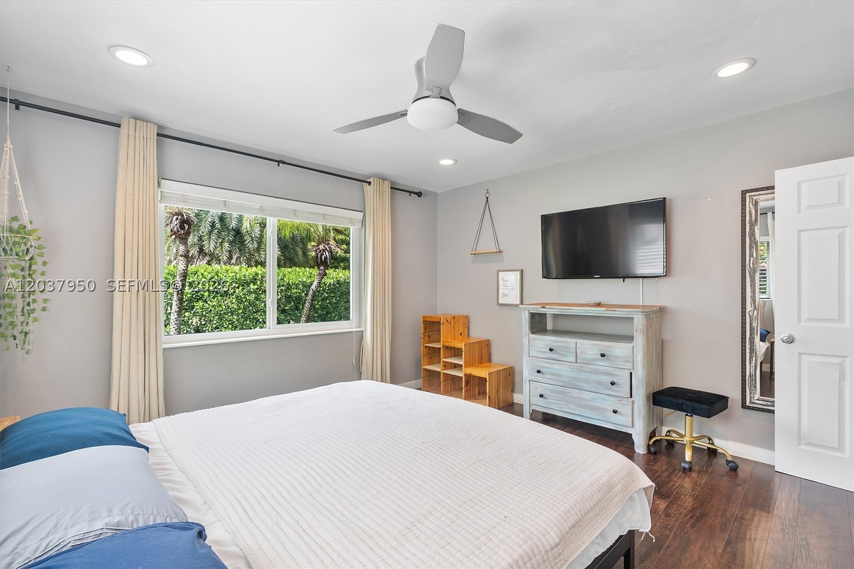 HALOCK-SEC 1 - Residential