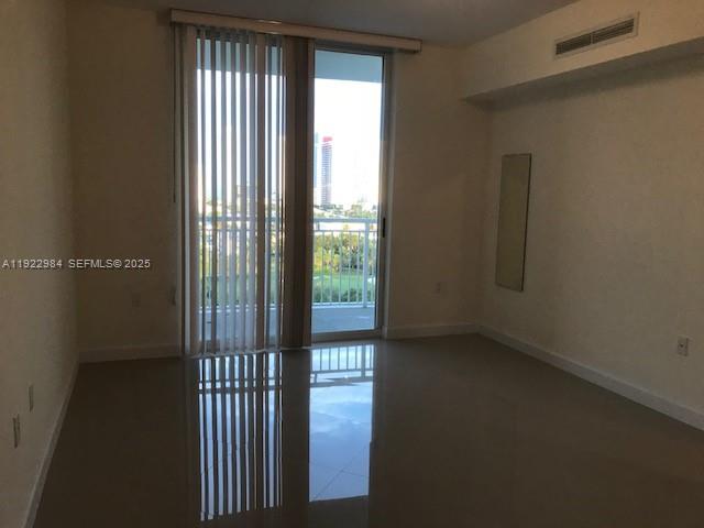 DUO CONDOMINIUM EAST - Residential
