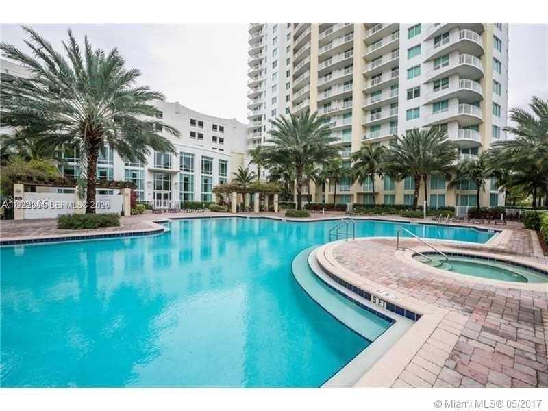 DUO CONDOMINIUM EAST - Residential