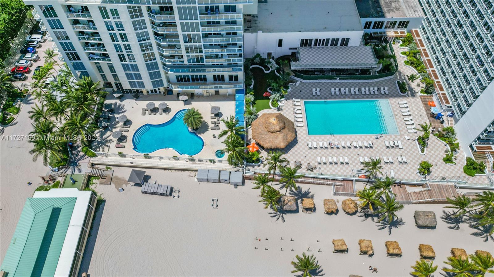 LA PERLA CONDO - Residential
