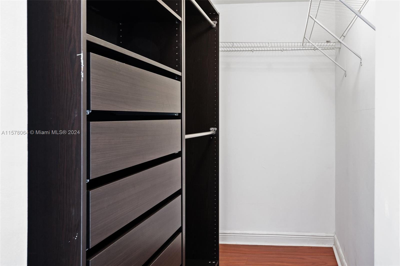 PUERTA DE PALMAS CONDO - Residential Lease