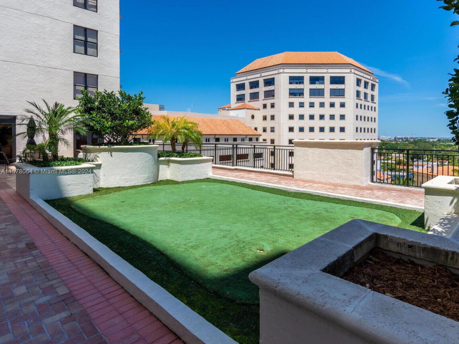 PUERTA DE PALMAS CONDO - Residential Lease