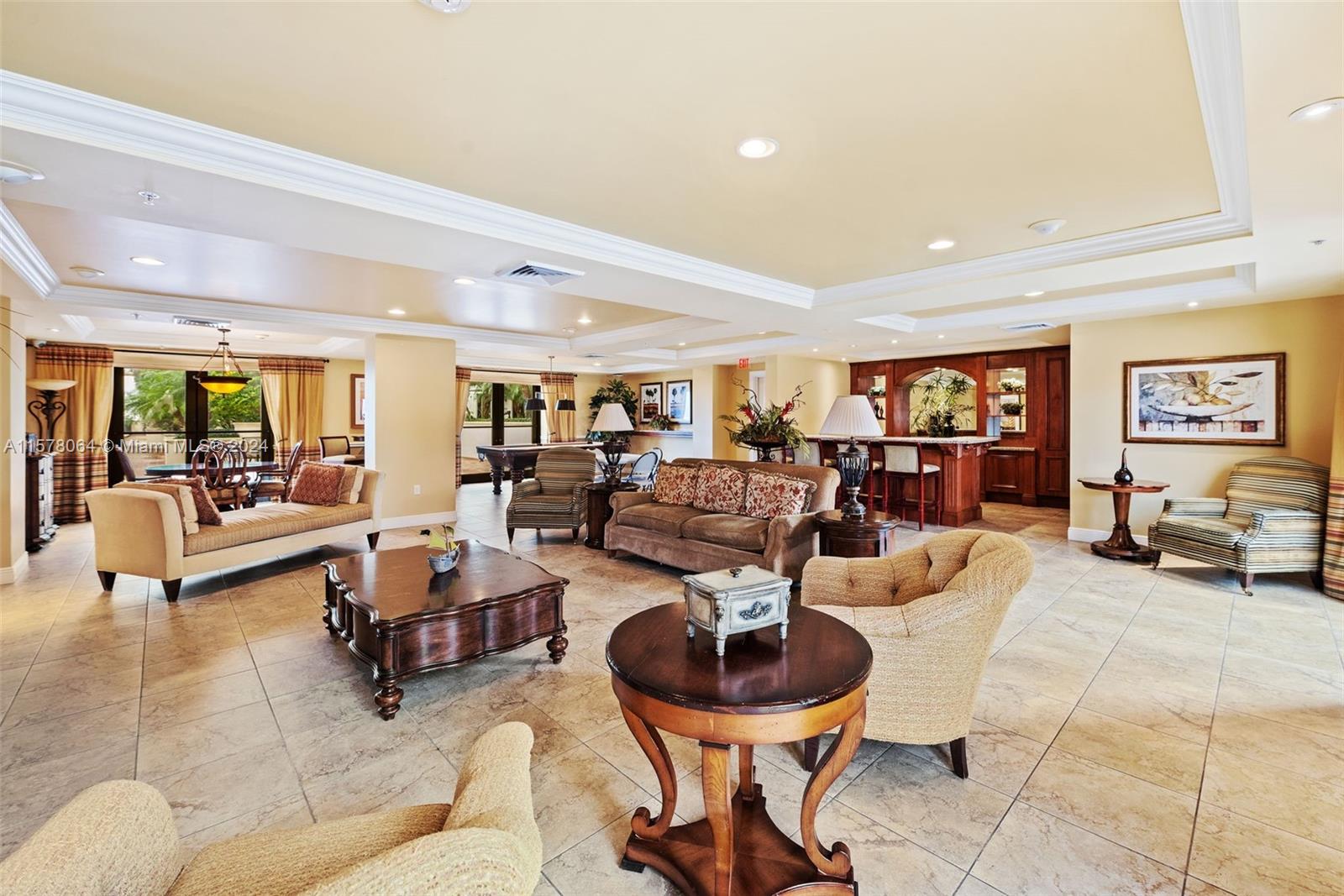 PUERTA DE PALMAS CONDO - Residential Lease