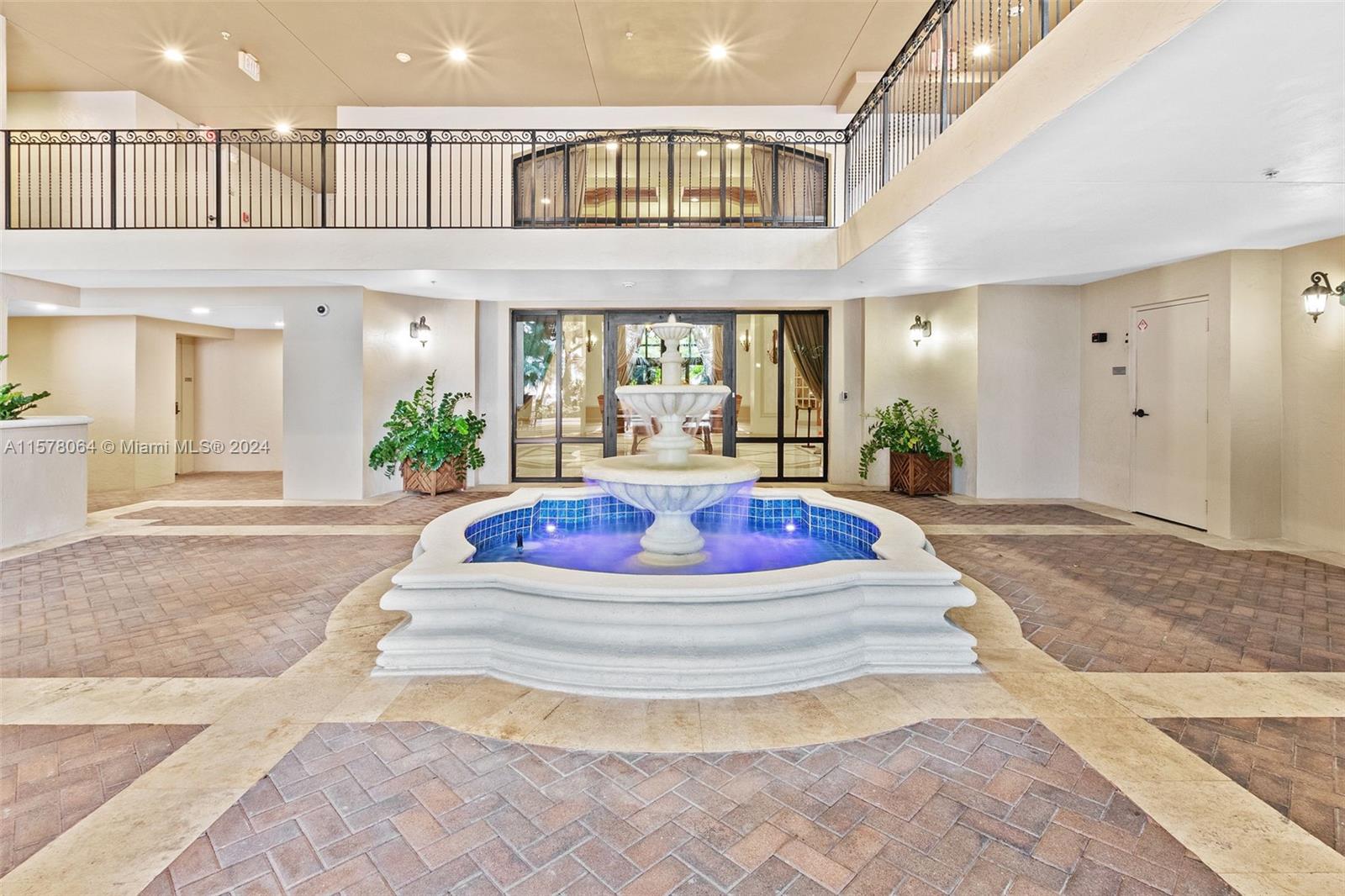 PUERTA DE PALMAS CONDO - Residential Lease