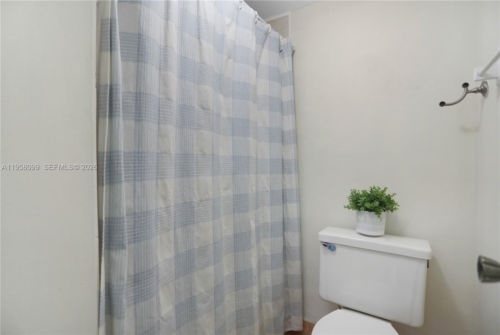 PLANTATION PLACE CONDO - Residential