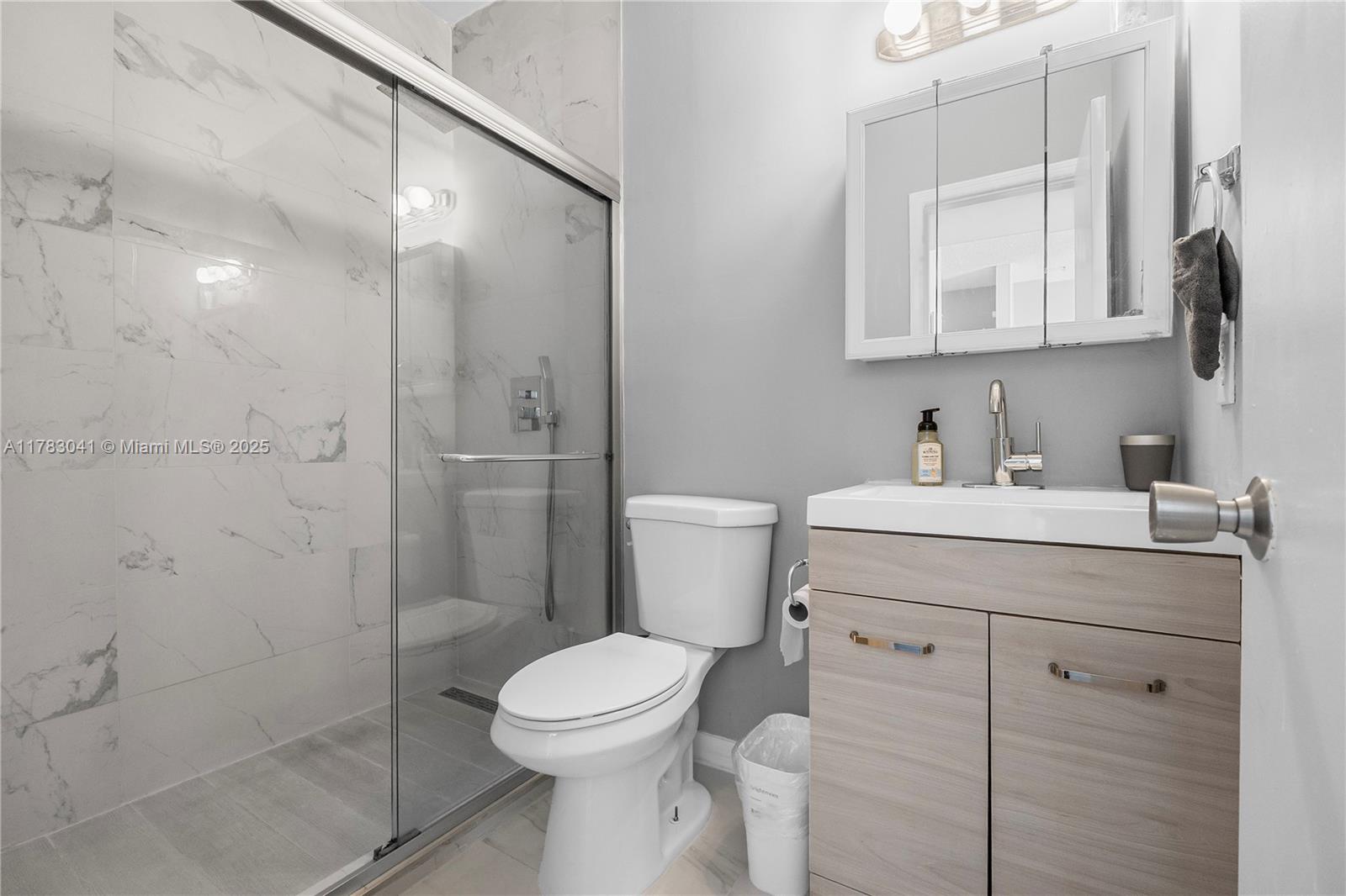 WINDSOR PLAZA CONDO - Residential Lease