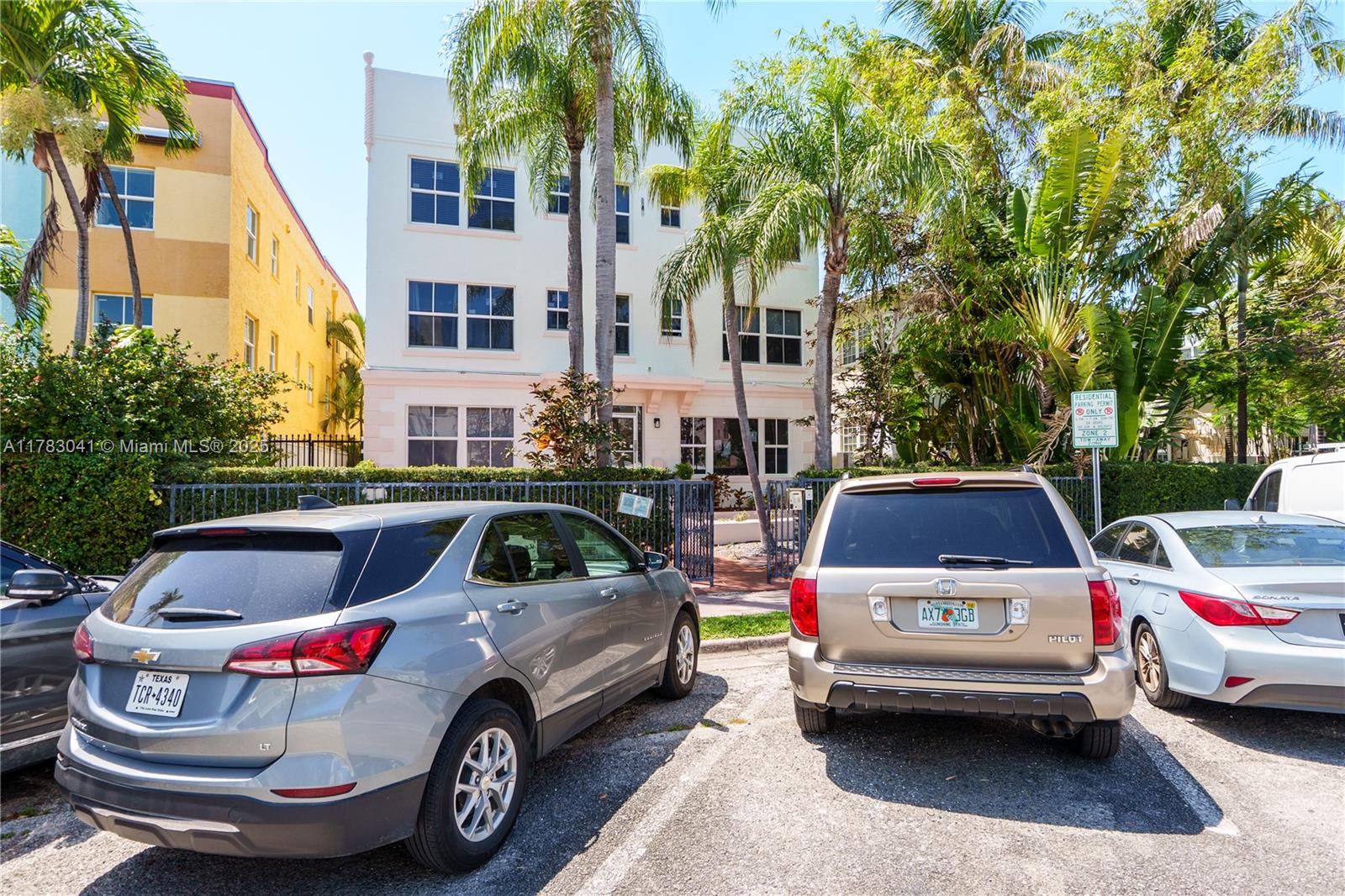WINDSOR PLAZA CONDO - Residential Lease