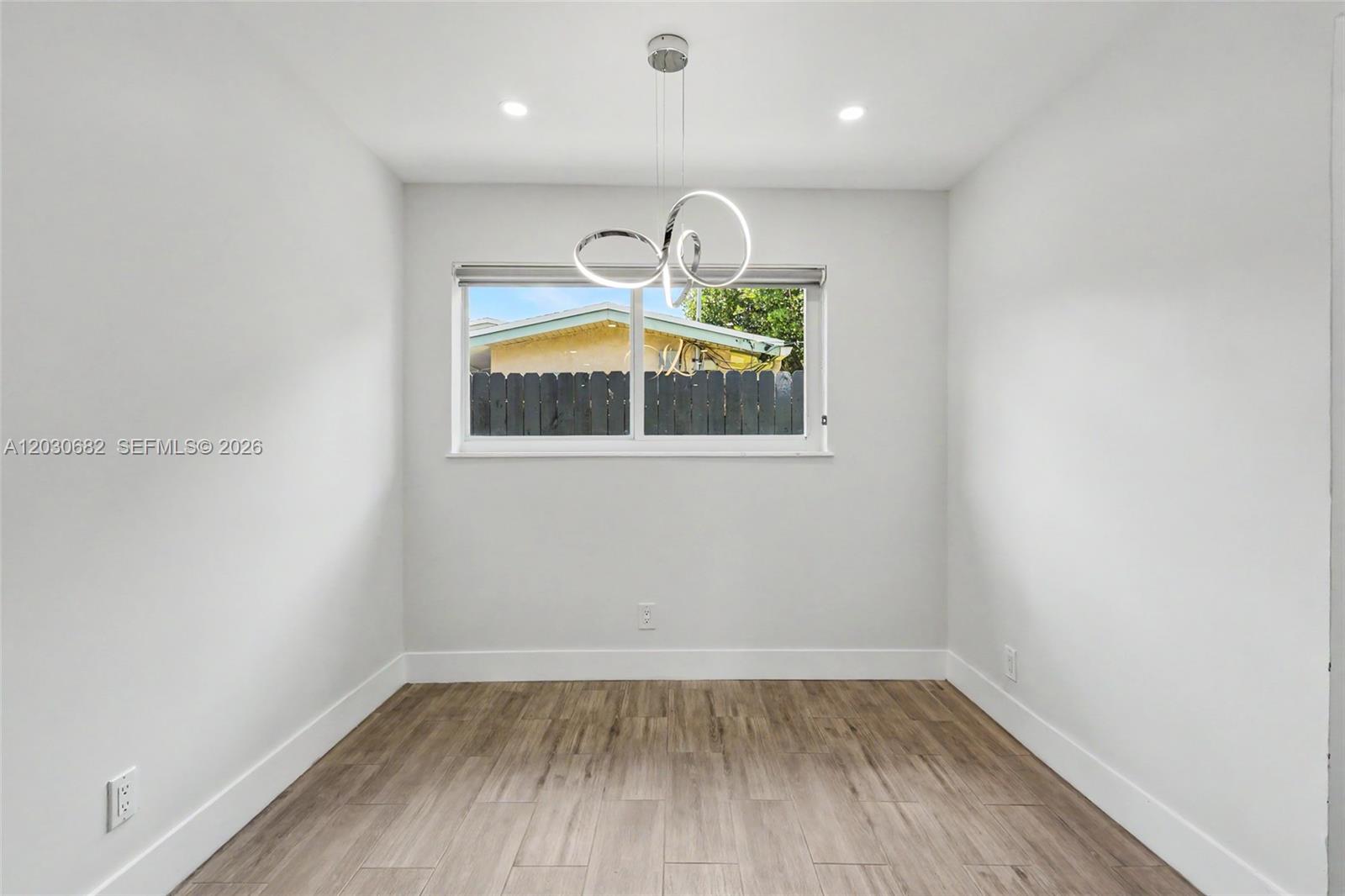 RIVERLAND VILLAGE SEC 1-R - Residential Lease