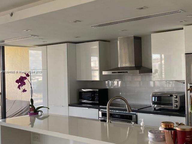 Rent Special -Magnificent View 2/2 Corner Apartment at the Highly sought after Miami Beach's Club Atlantis right on the Beach. Beautifully upgraded and decorated corner apartment with terrace overlooking the intracoastal and ocean . Upgraded kitchen with newer energy efficiency appliances, marble floors throughout the apartment. May be furnished or unfurnished. Short term rental rates for at least 6 months will be considered. Must see to appreciate.
Development Amenities: Secured Entrance, Gated, Barbecue, Beach Rights, Bike Storage, Billiard Room, Business Center, Clubhouse / Clubroom, Fitness Center, Hobby Room, Laundry, Picnic Area, Pool, Recreation Facilities, Sauna
Must see to appreciate https://www.youtube.com/watch?v=TGRShM73-X8