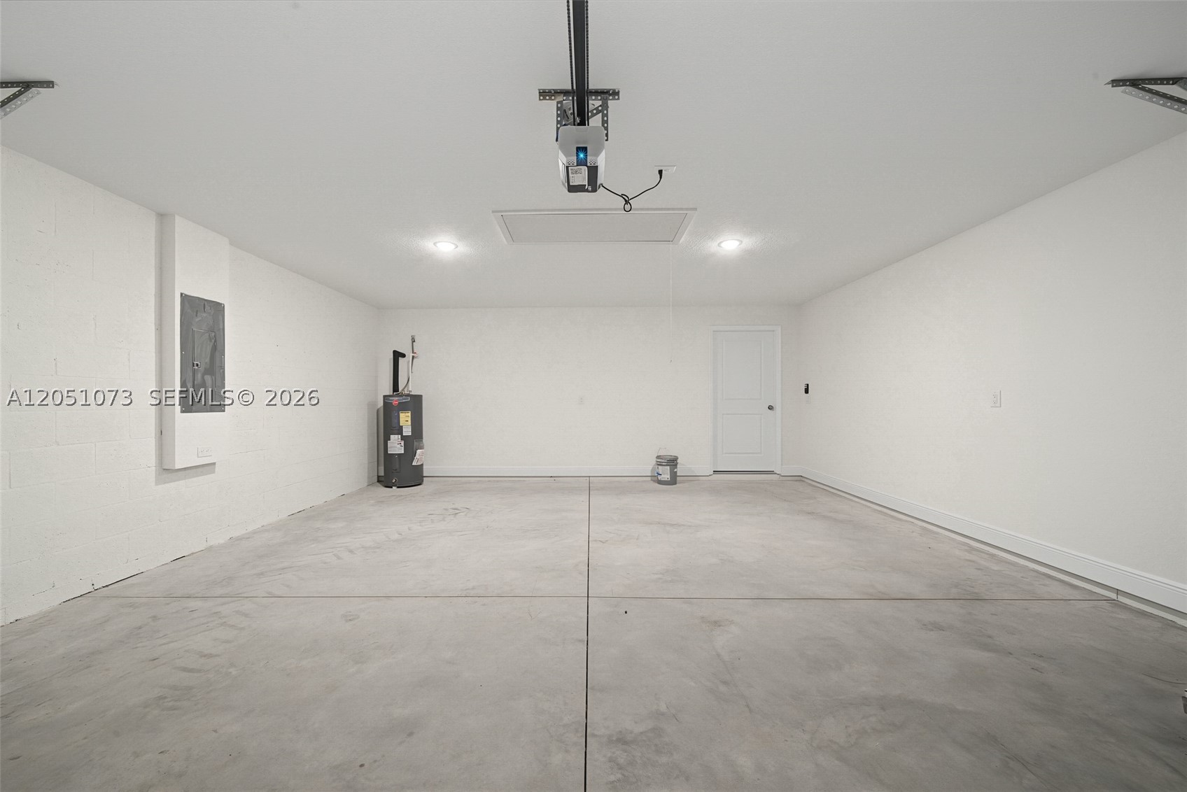 SUN N LAKE SEB UNIT 16 - Residential