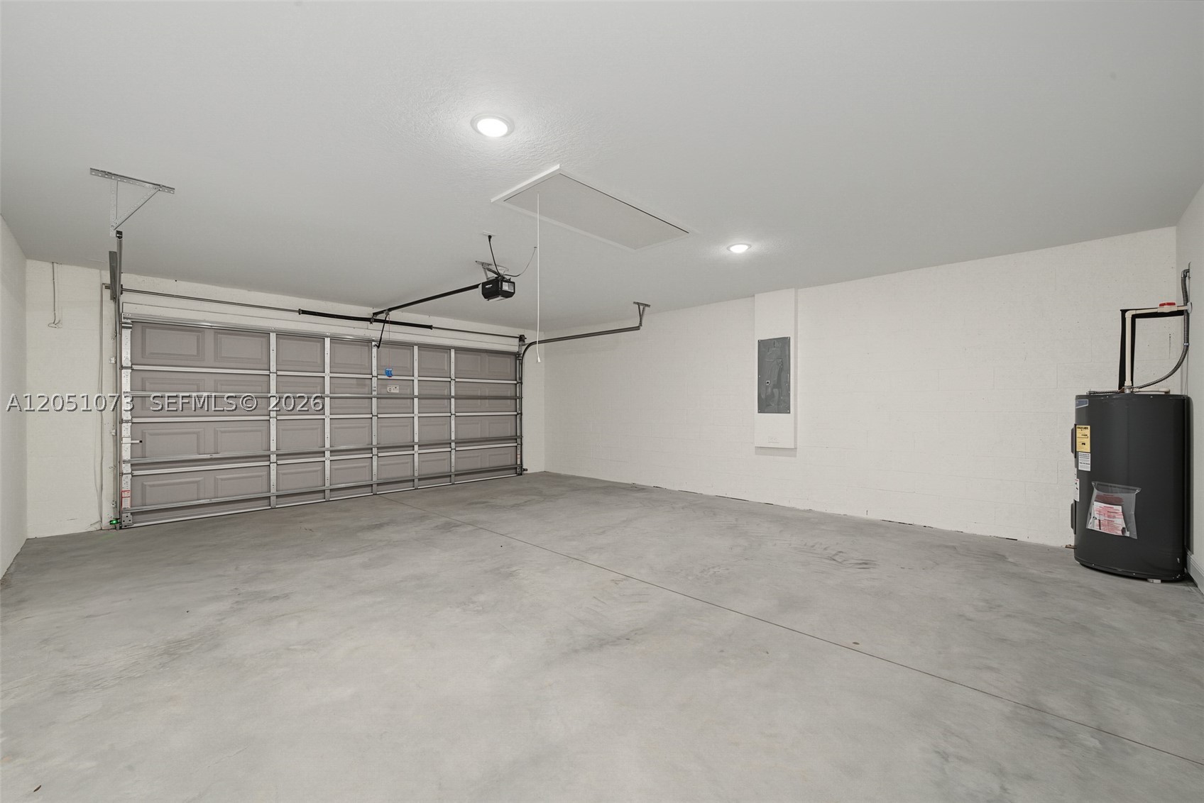 SUN N LAKE SEB UNIT 16 - Residential