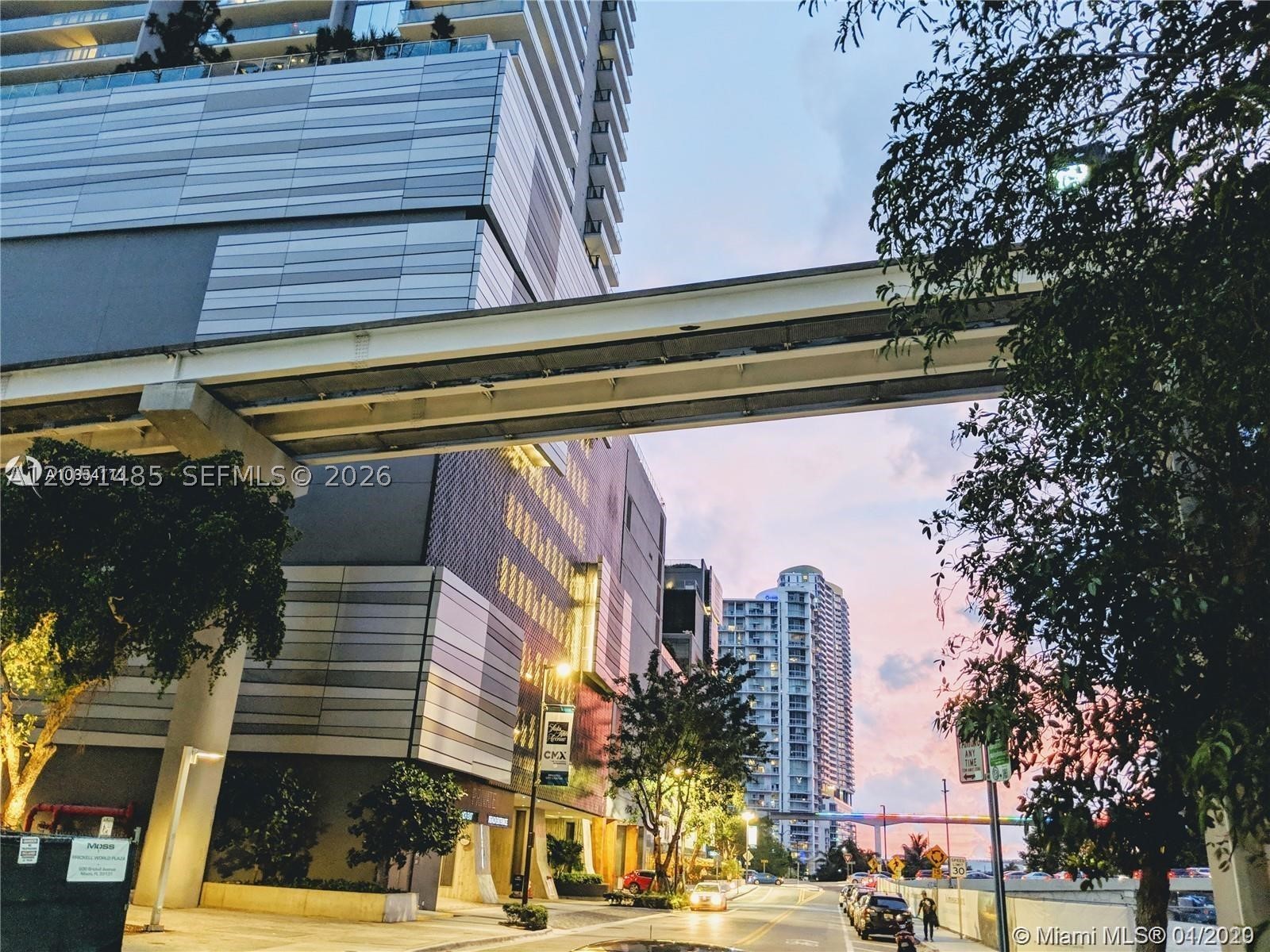 Reach Condominium - Residential Lease