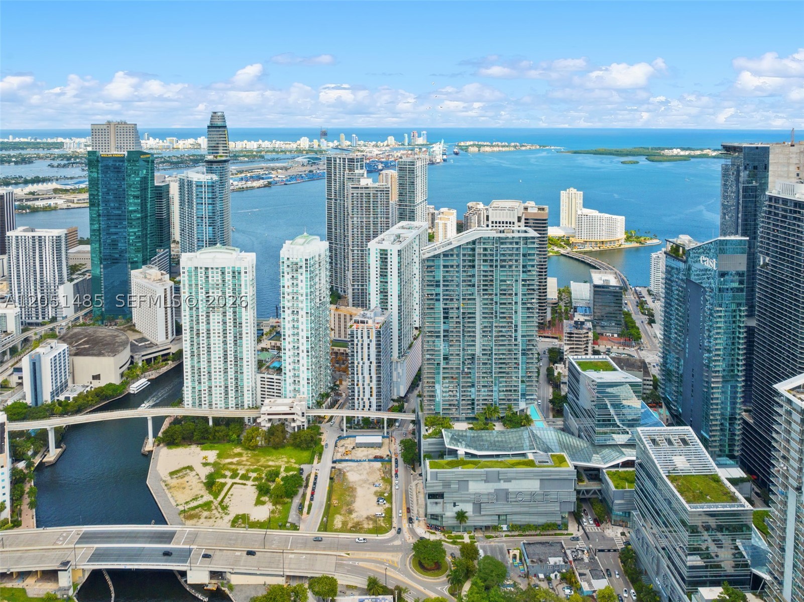Reach Condominium - Residential Lease