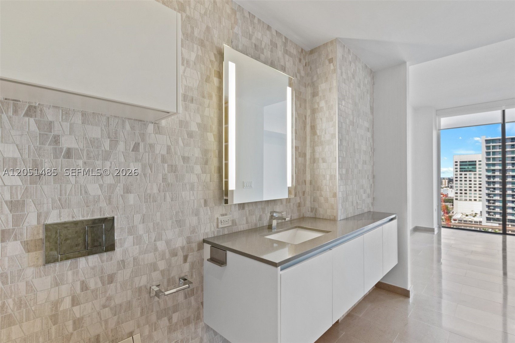 Reach Condominium - Residential Lease