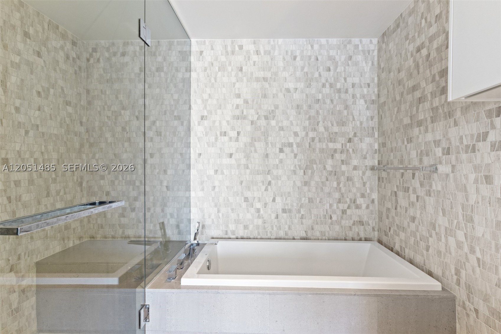 Reach Condominium - Residential Lease