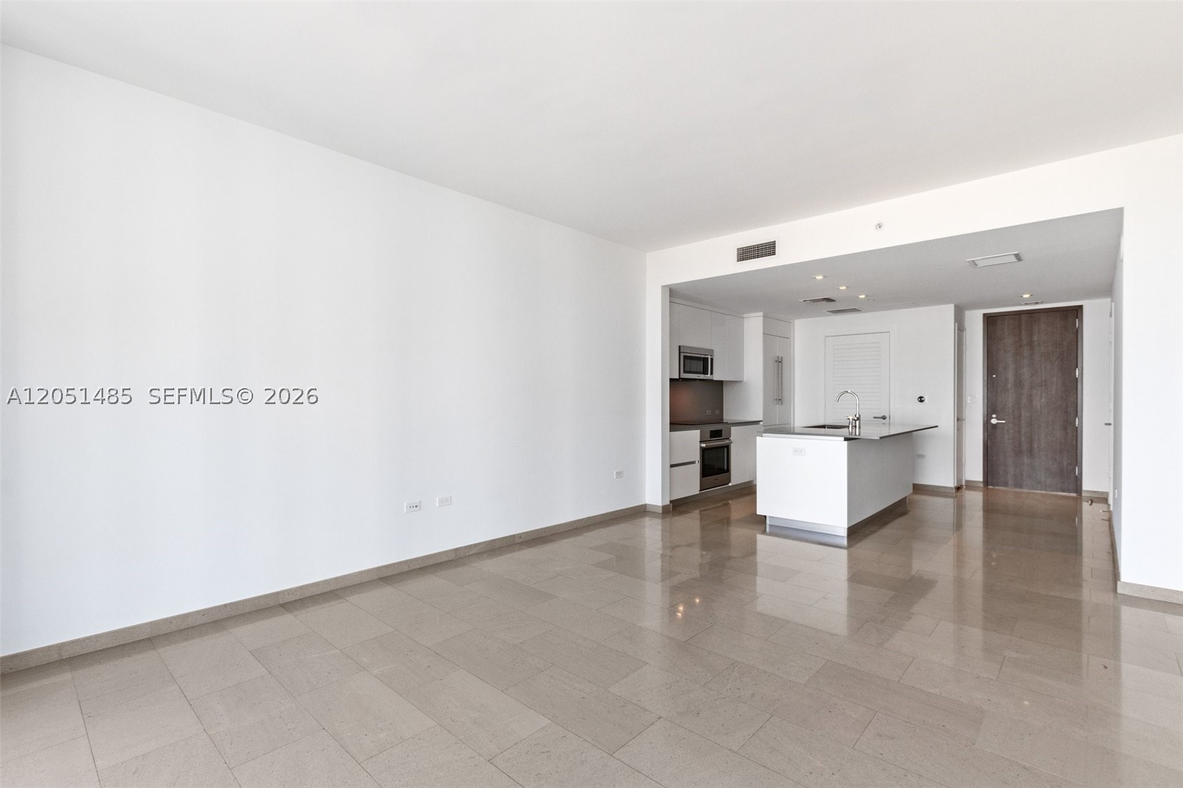 Reach Condominium - Residential Lease