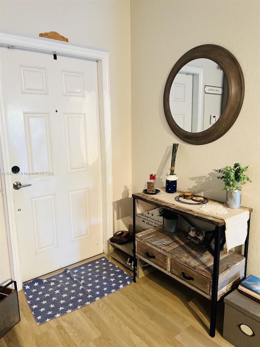 Isles of Bayshore - Residential