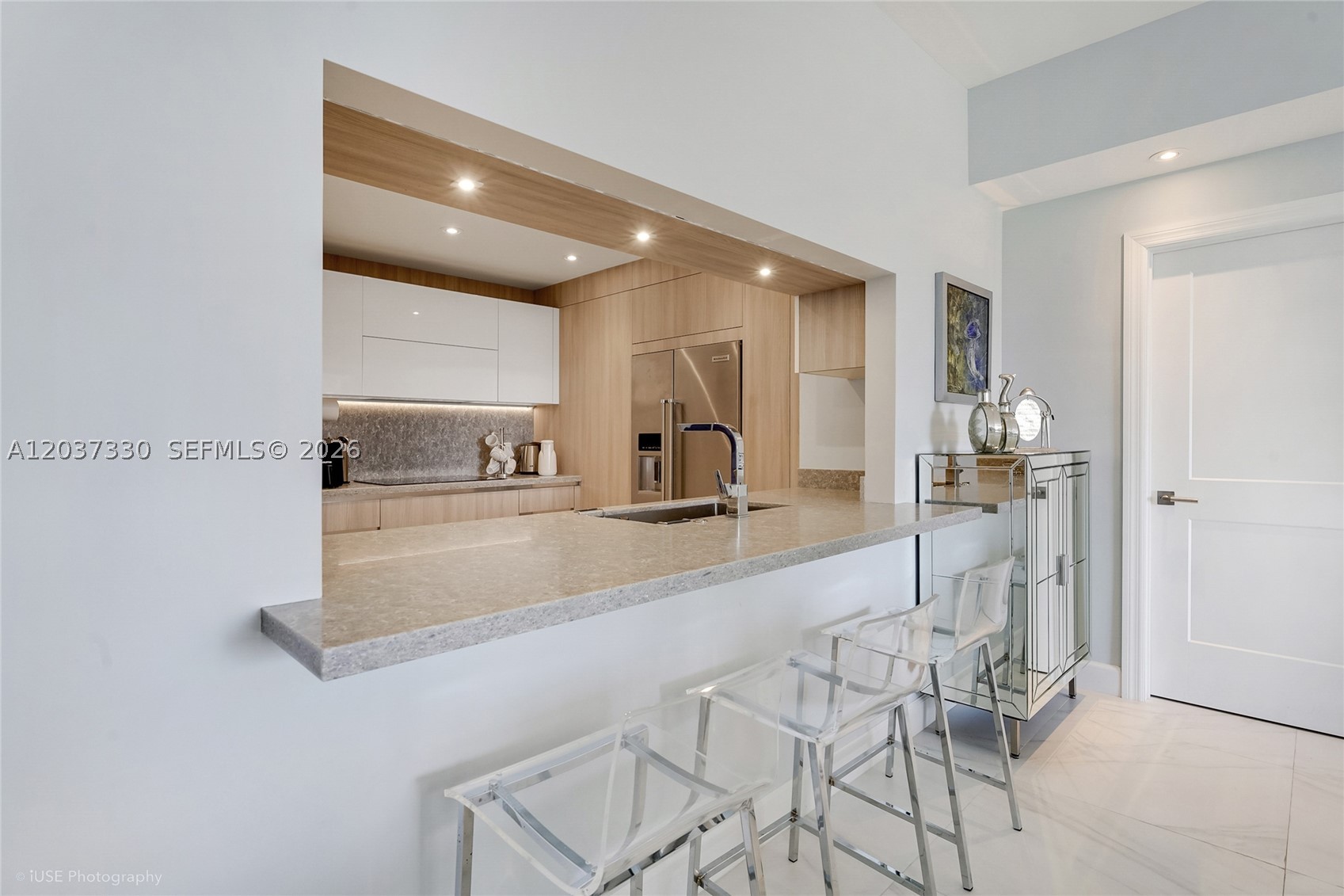 KEY COLONY NO 1 - Residential Lease