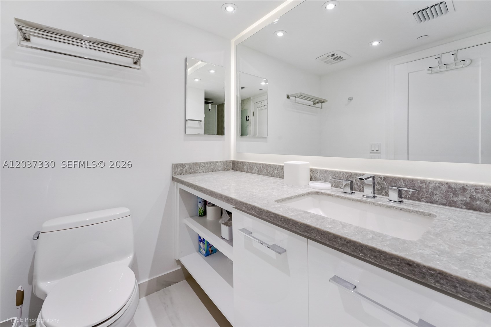 KEY COLONY NO 1 - Residential Lease