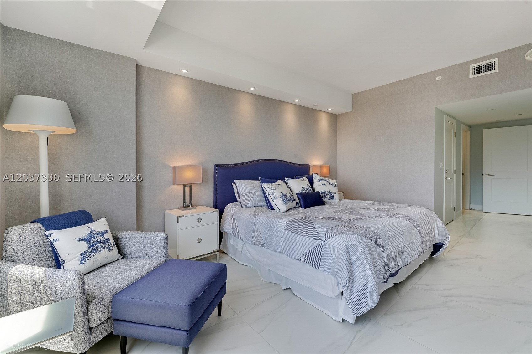 KEY COLONY NO 1 - Residential Lease
