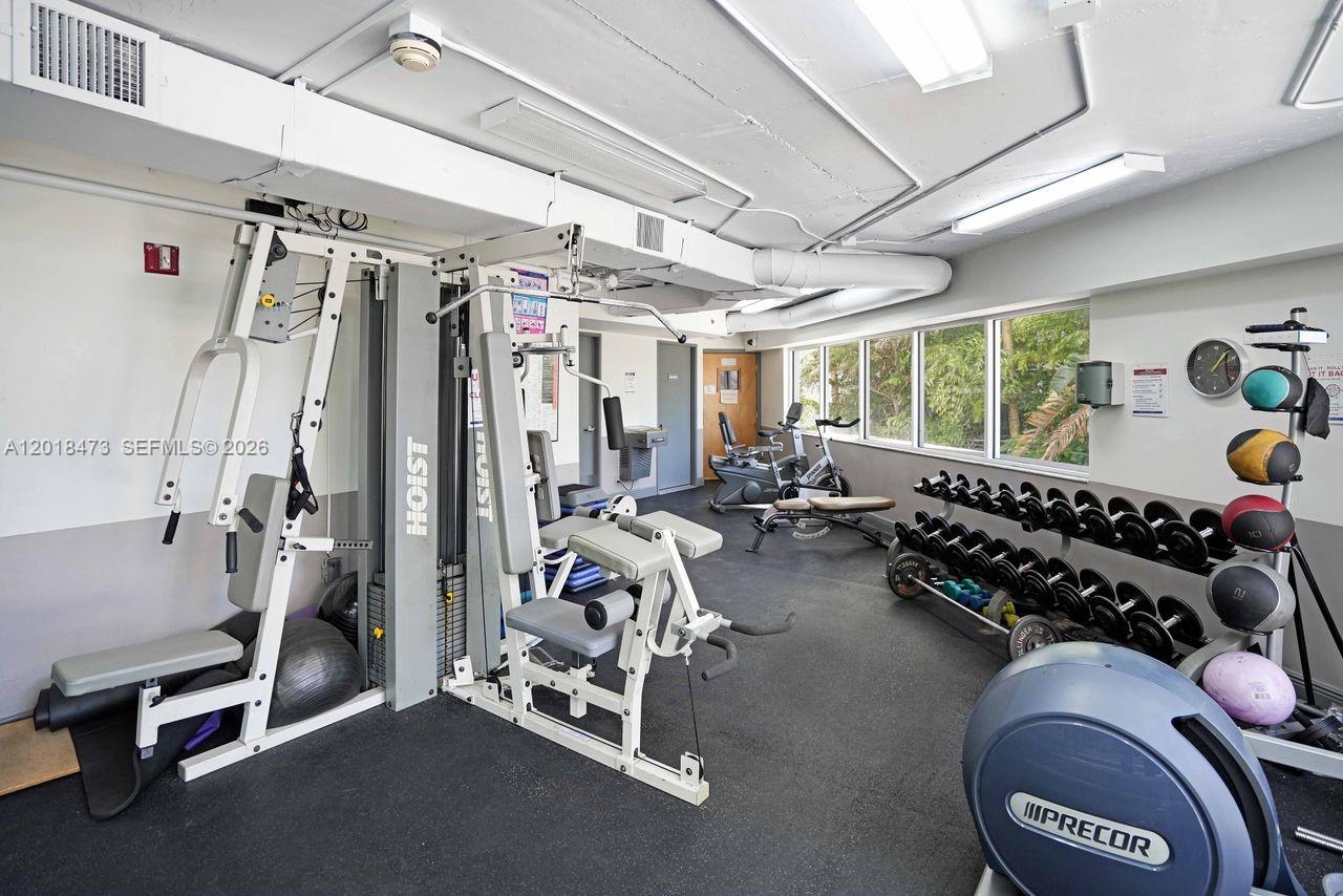 BAYVIEW PLAZA CONDO - Residential